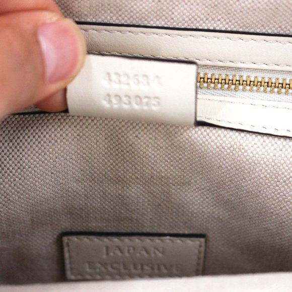 GUCCI Herbarium Ivory Blue Floral Butterfly Canvas Leather Large Tote Handbag - Picture 9 of 10